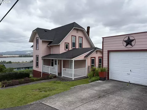 Exterior - 322 W D St, Rainier, OR 97048 photo 8 of 15