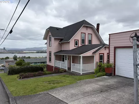Exterior - 322 W D St, Rainier, OR 97048 photo 9 of 15