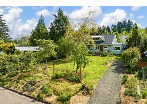 2375 Madison St, Eugene, OR 97405