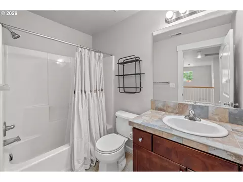 Bath - 2037 SE Centurion Way, Gresham, OR 97080 photo 6 of 6
