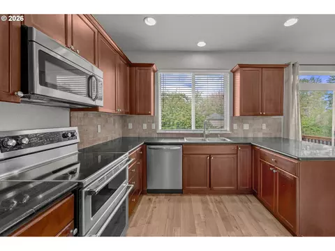 Kitchen - 2037 SE Centurion Way, Gresham, OR 97080 photo 3 of 3
