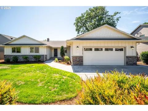 10720 NE 68th Ave, Vancouver, WA 98686