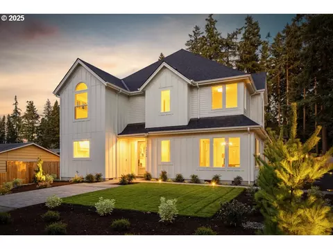 16158 Parker Rd, Lake Oswego, OR 97035