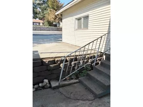 Other - 913 NW Ellis Ave, Pendleton, OR 97801 photo 12 of 14