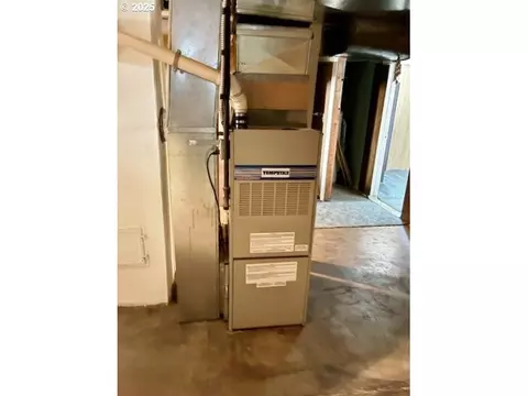 Other - 913 NW Ellis Ave, Pendleton, OR 97801 photo 10 of 14