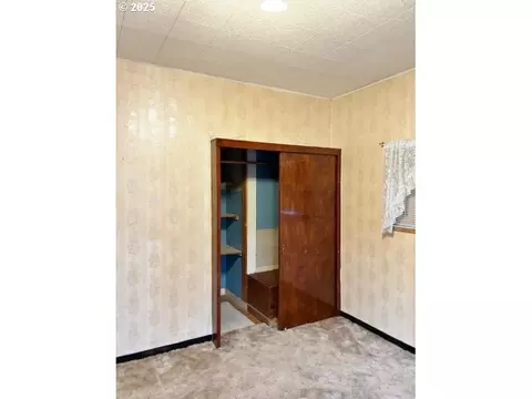 Other - 913 NW Ellis Ave, Pendleton, OR 97801 photo 6 of 14