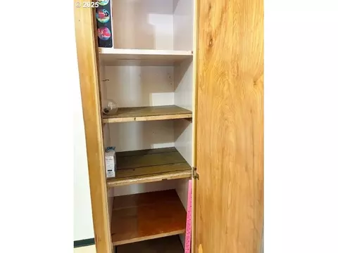 Other - 913 NW Ellis Ave, Pendleton, OR 97801 photo 2 of 14