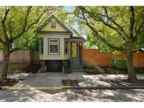 1416 SE Ash St, Portland, OR 97214