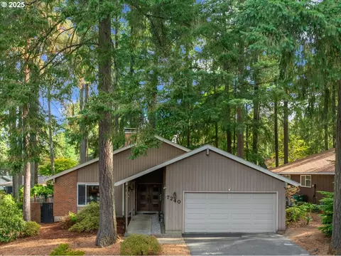 7240 SW 28th Ct, Beaverton, OR 97008