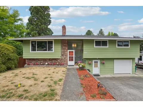 545 SW 6th Ct, Gresham, OR 97080