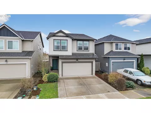 900 Ben Brown Ln, Woodburn, OR 97071