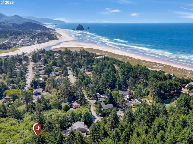 Undisclosed, Cannon Beach, OR 97110
