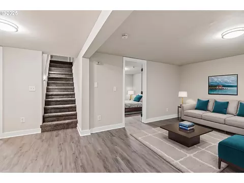 Living - 802 NW 5th Cir, Camas, WA 98607 photo 3 of 5