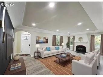 Living - 802 NW 5th Cir, Camas, WA 98607 photo 1 of 5