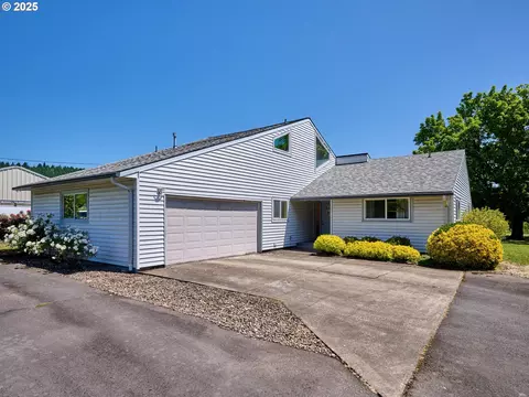 29275 NE Putnam Rd, Newberg, OR 97132