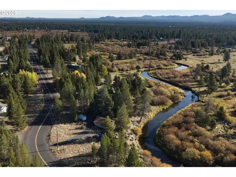 View/Area - 53254 Bridge Dr, La Pine, OR 97739 photo 13 of 15