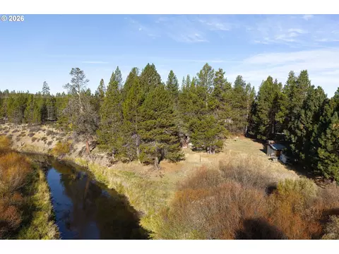 View/Area - 53254 Bridge Dr, La Pine, OR 97739 photo 4 of 15