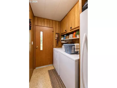 Other - 53254 Bridge Dr, La Pine, OR 97739 photo 4 of 9