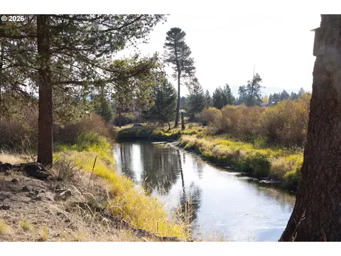 View/Area - 53254 Bridge Dr, La Pine, OR 97739 photo 8 of 15