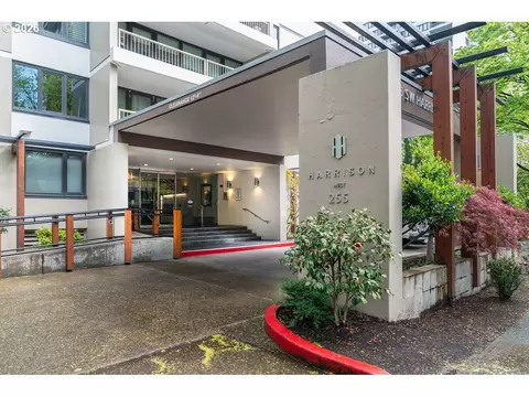 255 SW Harrison St #5H, Portland, OR 97201