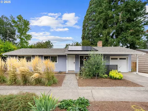 14217 SE Salmon St, Portland, OR 97233