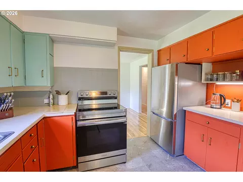Kitchen - 7077 Main St, Springfield, OR 97478 photo 3 of 3
