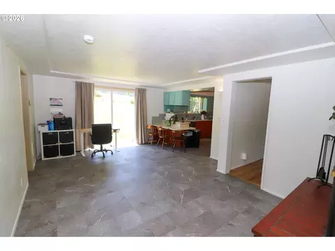 Living - 7077 Main St, Springfield, OR 97478 photo 6 of 6