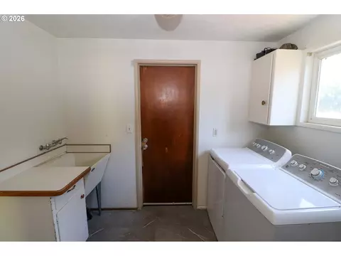 Other - 7077 Main St, Springfield, OR 97478 photo 2 of 3