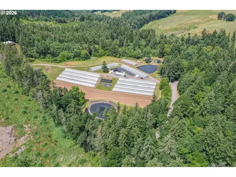 23175 NE Ridge Rd, Gaston, OR 97119