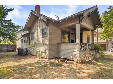 Exterior - 1258 Washington St, Eugene, OR 97401 photo 5 of 5