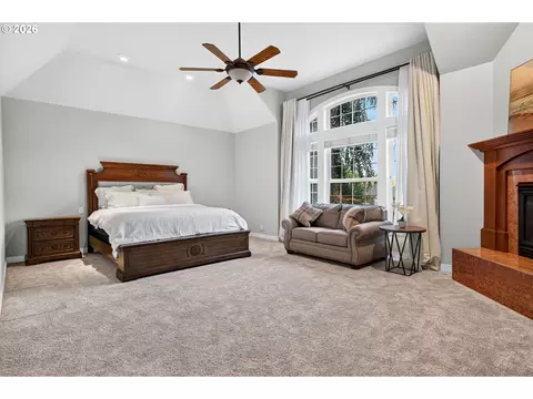 Bedroom - 4306 SE Augusta Loop, Gresham, OR 97080 photo 1 of 5