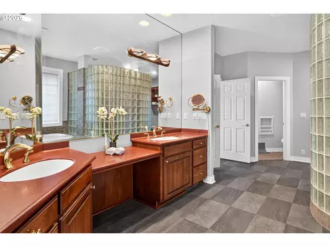 Bath - 4306 SE Augusta Loop, Gresham, OR 97080 photo 1 of 7