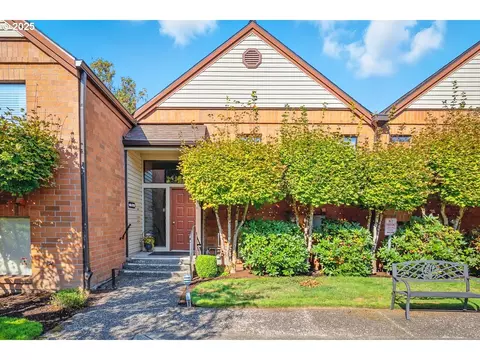 11992 SW Royalty Ct #18, Portland, OR 97224