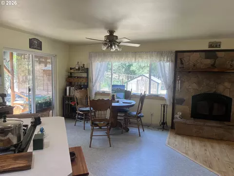 Dining - 51474 Sunflower Flat Rd, Heppner, OR 97836 photo 1 of 1