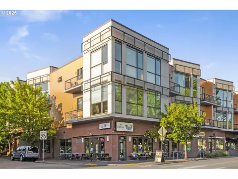838 SE 38th Ave #310, Portland, OR 97214