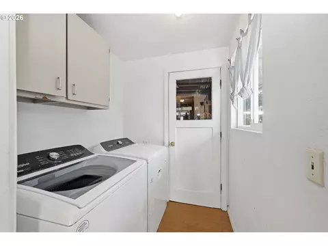 Other - 1438 Quaker St, Eugene, OR 97402 photo 6 of 9