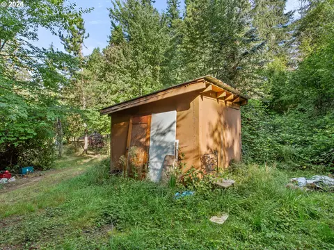 Exterior - 44502 SE Wildcat Mountain Dr, Sandy, OR 97055 photo 3 of 6