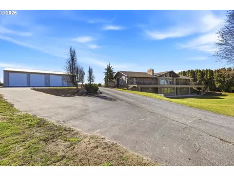 33317 Schulz Ln, Hermiston, OR 97838