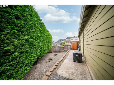 Exterior - 3644 NW 12th Ave, Camas, WA 98607 photo 10 of 10