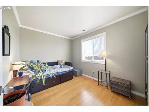 Bedroom - 3644 NW 12th Ave, Camas, WA 98607 photo 3 of 5