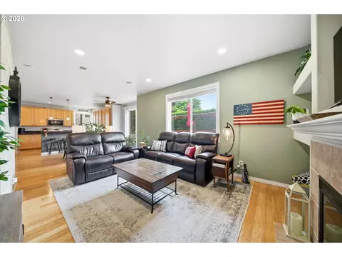 Living - 3644 NW 12th Ave, Camas, WA 98607 photo 3 of 3