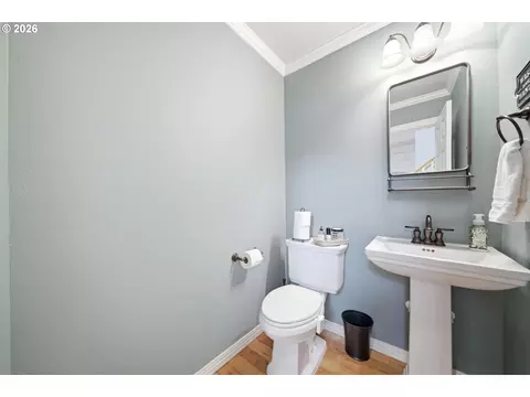 Bath - 3644 NW 12th Ave, Camas, WA 98607 photo 1 of 4