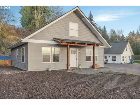 2300 Kelso Dr, Kelso, WA 98626