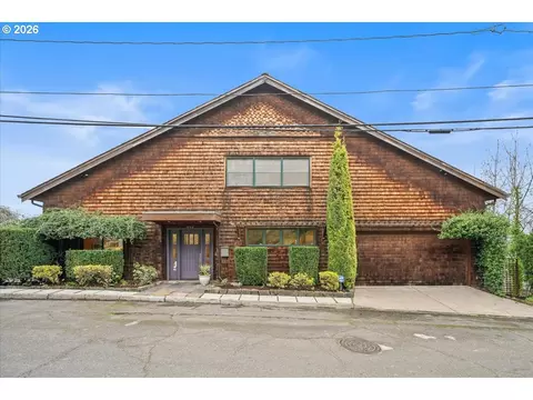 1262 NW Summit Ave, Portland, OR 97210