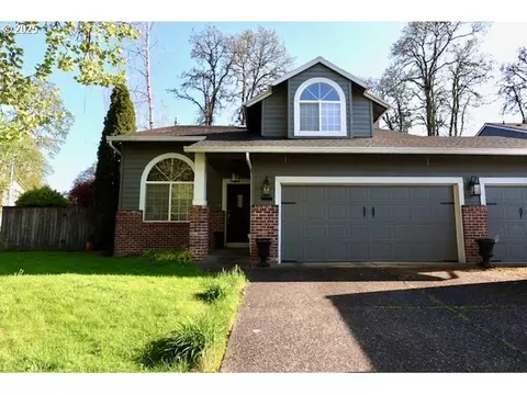 5992 SE Blossom St, Hillsboro, OR 97123