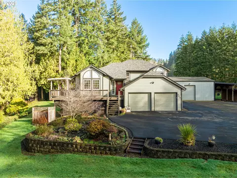 724 Ostrander Rd, Kelso, WA 98626