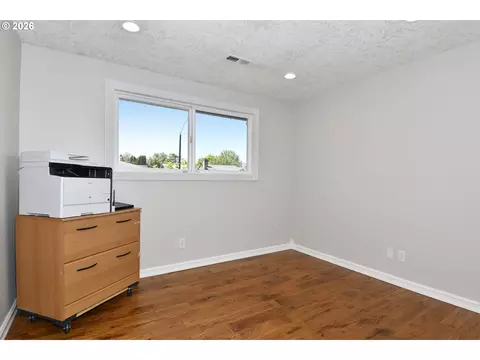 Other - 1504 NE Village Squire Ct, Gresham, OR 97030 photo 5 of 12