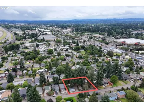 8460 SE Clatsop St, Happy Valley, OR 97086