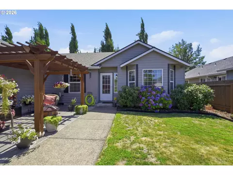 Exterior - 6819 Simeon Dr, Springfield, OR 97478 photo 4 of 10