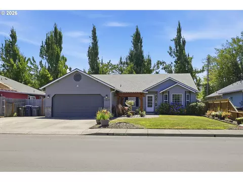 Exterior - 6819 Simeon Dr, Springfield, OR 97478 photo 6 of 10